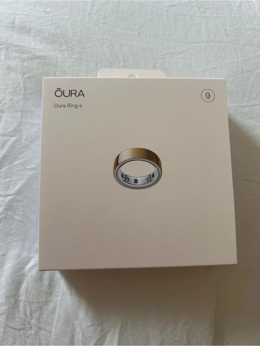 ŌURA Ring 4 Size 9 - Gold
